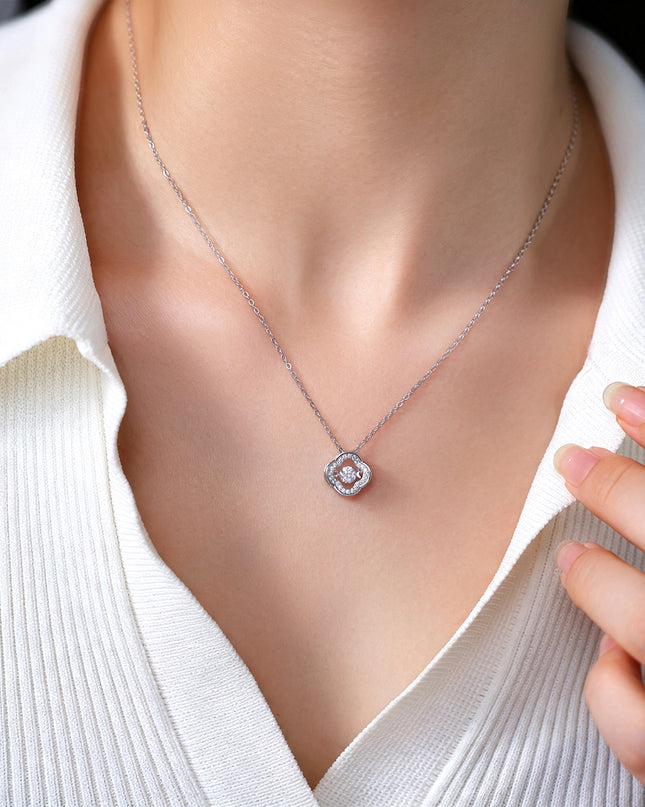 Clovera Moissanite Clover Pendant Necklace