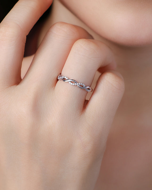Birthday gift: niche S925 pure silver moissanite ring, hollow woven braided ring, wave ring for girlfriend