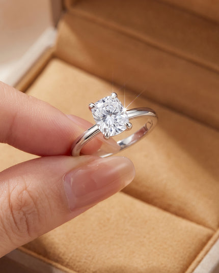 Source factory wholesale S925 sterling silver moissanite ring, artificially cultivated gemstone custom irregular pillow-shaped hand ornament