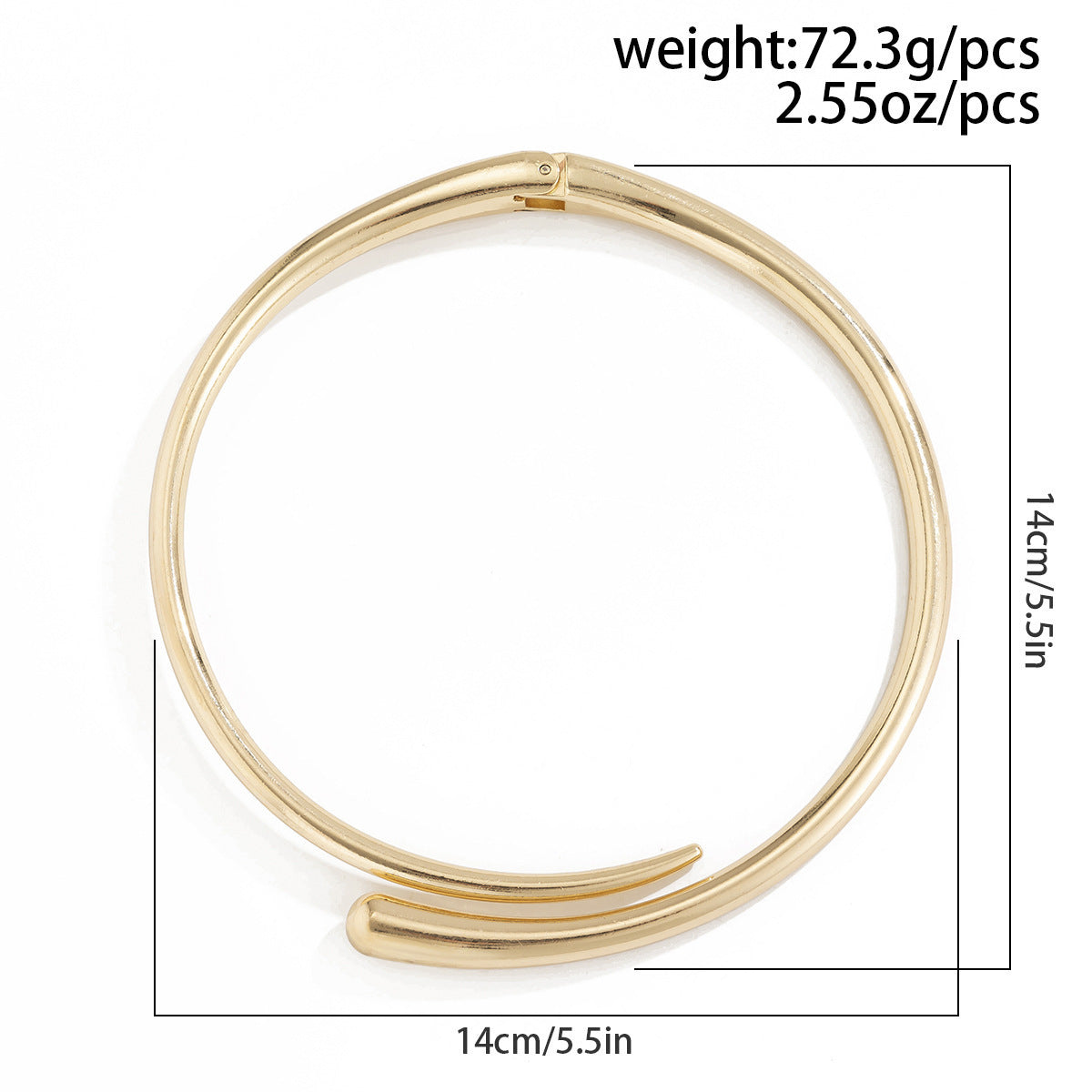 Sculptural Teardrop Collar Necklace size guide: 14 cm diameter and 72.3 g
